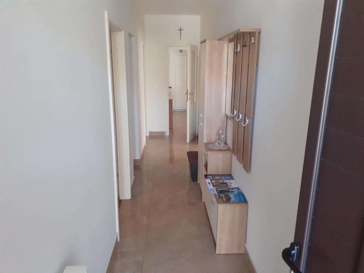 Apartment Tomas,,,Spacious House With Private Parking,Terrace,5G Internet,,,,, Ζαντάρ Εξωτερικό φωτογραφία