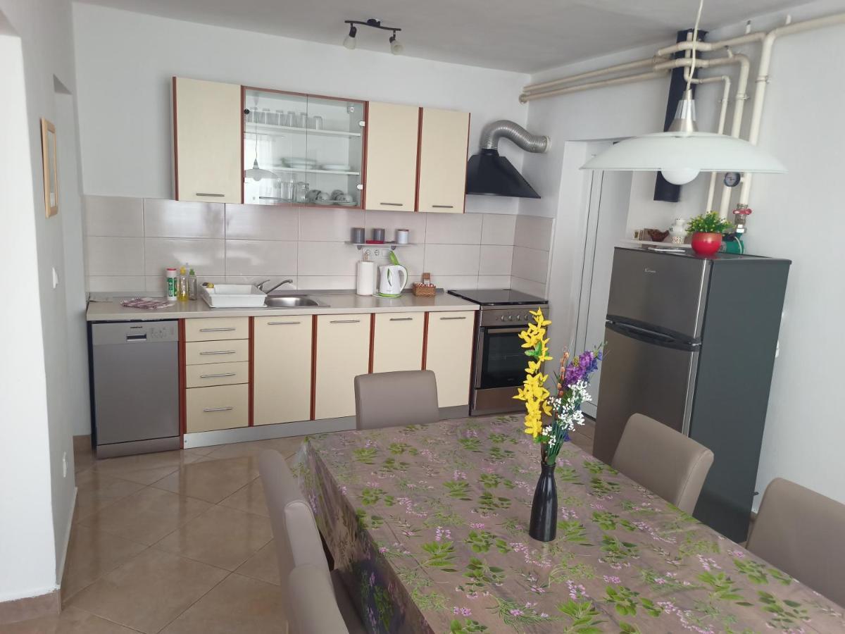 Apartment Tomas,,,Spacious House With Private Parking,Terrace,5G Internet,,,,, Ζαντάρ Εξωτερικό φωτογραφία